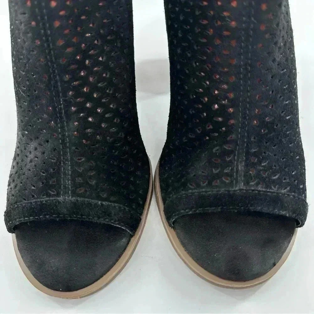Lucky Brand Livey ankle booties 8.5 black suede laser cut western rodeo boots - Picture 3 of 12